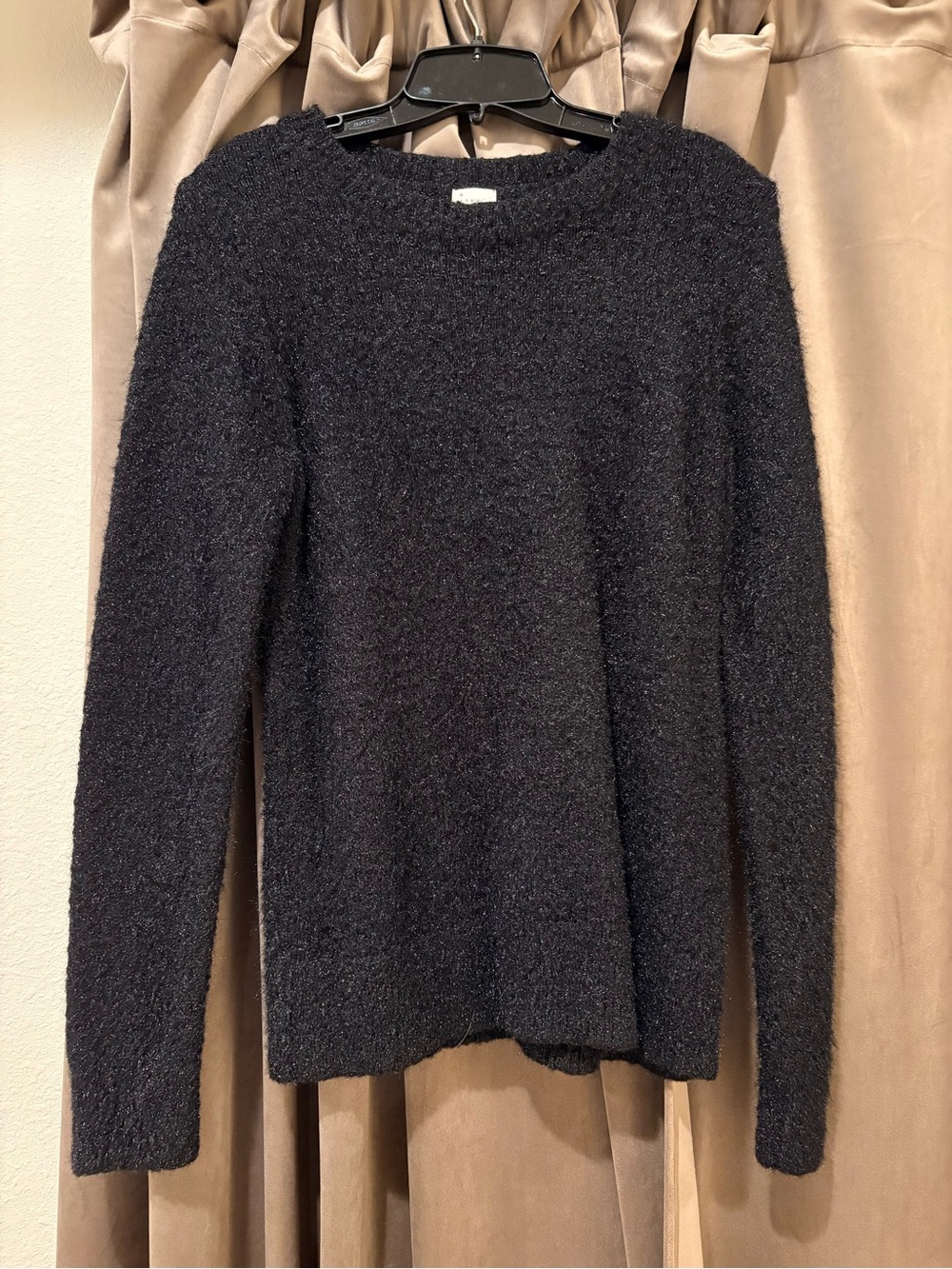 a new day Black Crew Neck Sweater Size Medium Like New